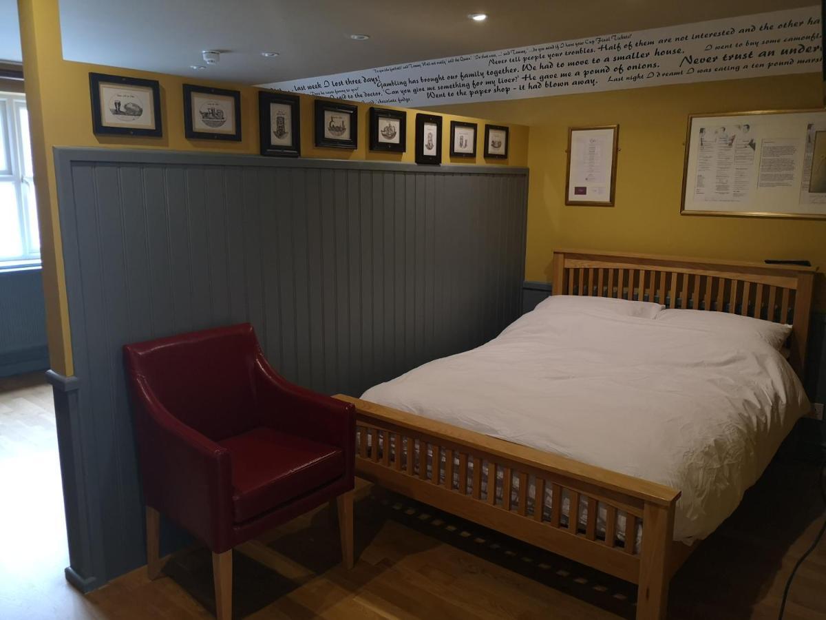 Star Inn ストラウド エクステリア 写真